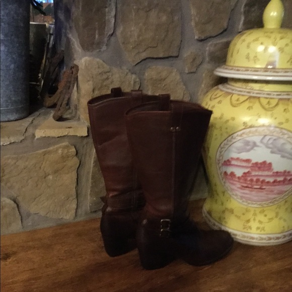 Born Brown  Tall boots - Picture 2 of 8
